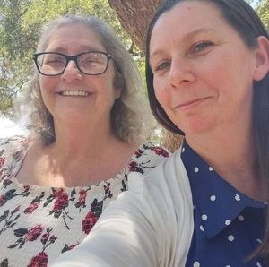 Meet your Posher, Debbie